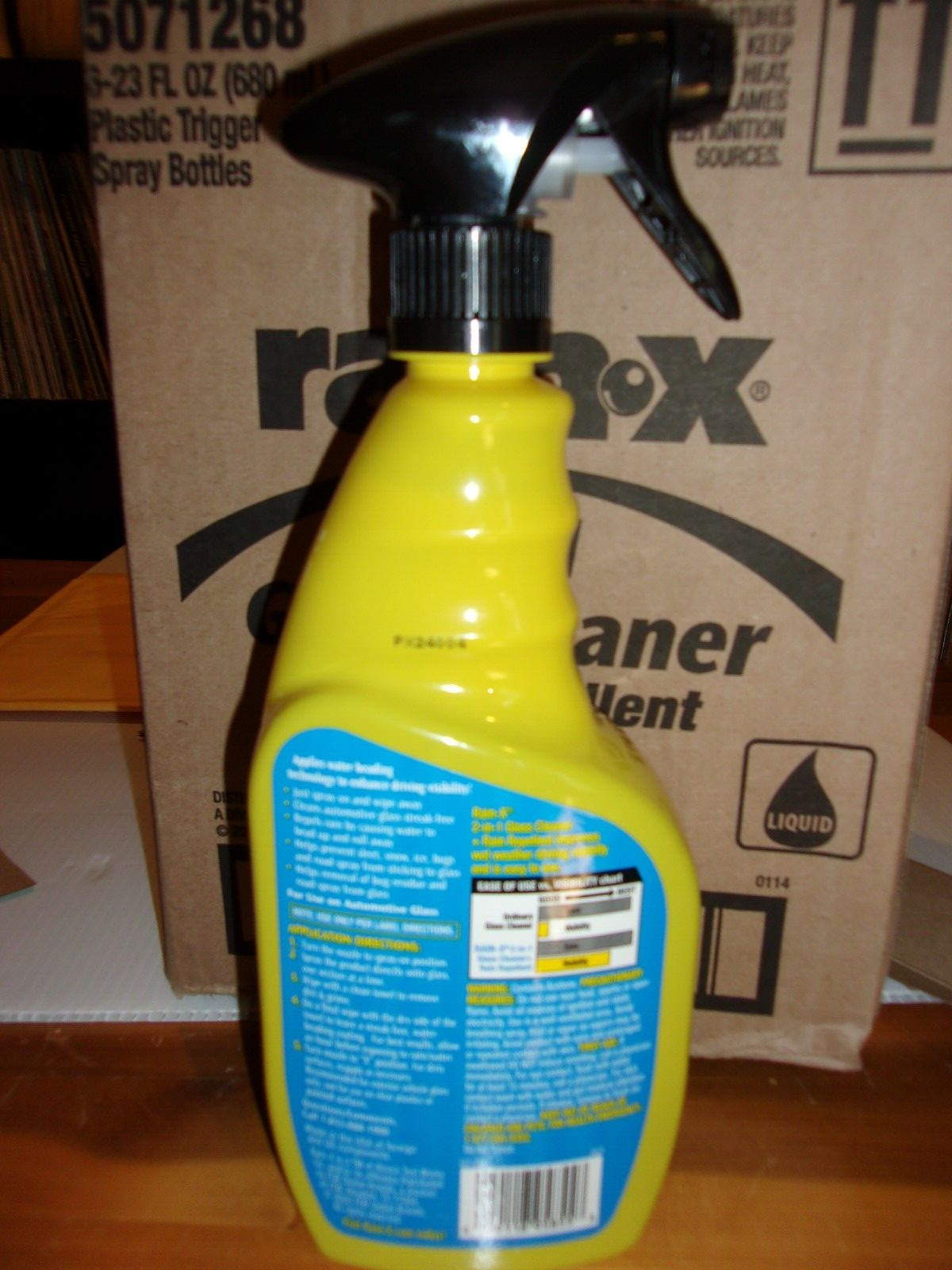 Rain-X 5071268 2-In-1 Glass Cleaner and Rain Repellant, 23 Ounces