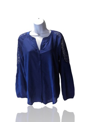 Nwt Pale Sky Ladies XS Button Front Blouse, Lace Shoulders, Blue. NS-7
