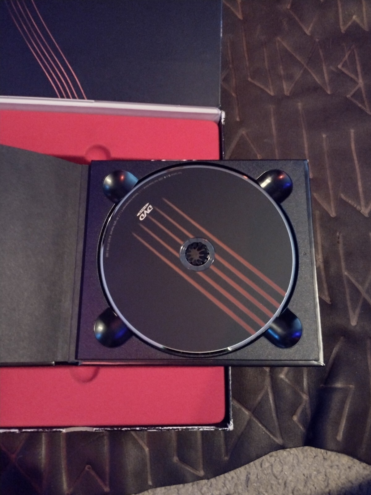 tool Salival

cd +　dvd My03ODc0LmpwZWc.jpeg