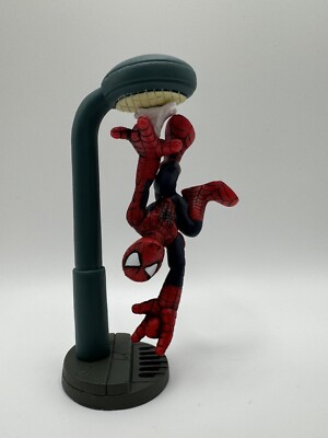 Spider Man Mini Figure Quantum Mechanix Spider Man Hanging From Lamp Loose