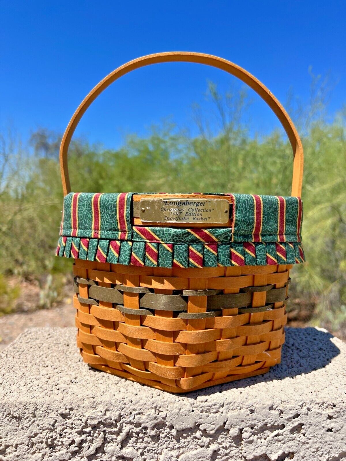 ロンガバーガー Longaberger large desktopbasket Longaberger 1997 Christmas Collection-Snowflake Basket-cloth