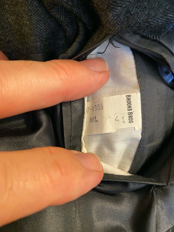 Brooks Brothers Charcoal Gray Herringbone Suit sz 41