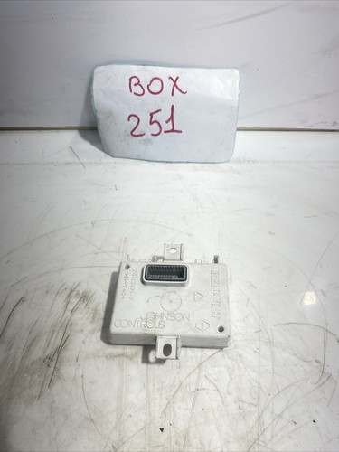 RENAULT TRAFIC SAT NAV AUDIO CONTRO MODULE  280380655R 2011