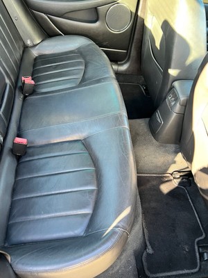 image 4 of interior