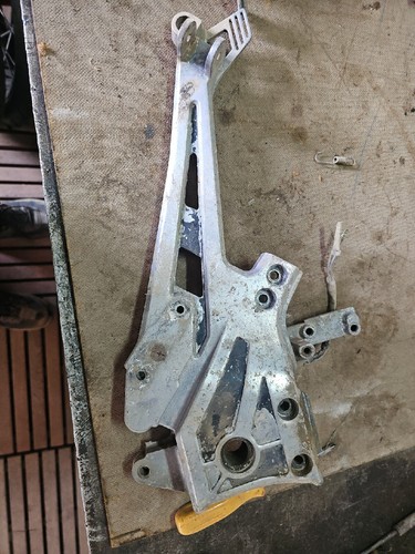 あんページ 1984 1985 1986 Kawasaki Ninja Zx900 Gpz900 Right Foot Peg