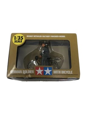 TAMIYA German Soldier with Bicycle 1:35 Finished Model Plastic 26017