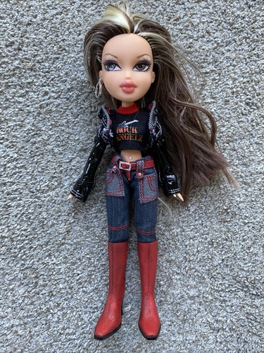 Bratz Rock Angelz Cloe Doll Original 2001 MGA (incomplete)