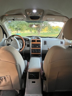 image 7 of interior