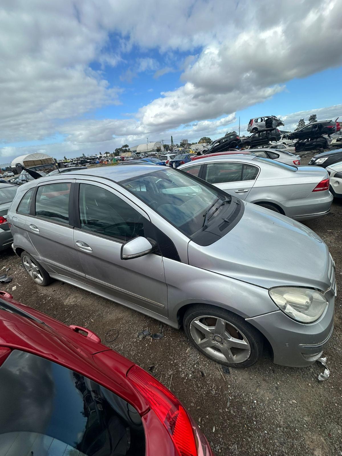 2010 B Class MERCEDES WIPER MOTOR TAILGATE W245 11/05-06/11 P/N A1698201440 image 6