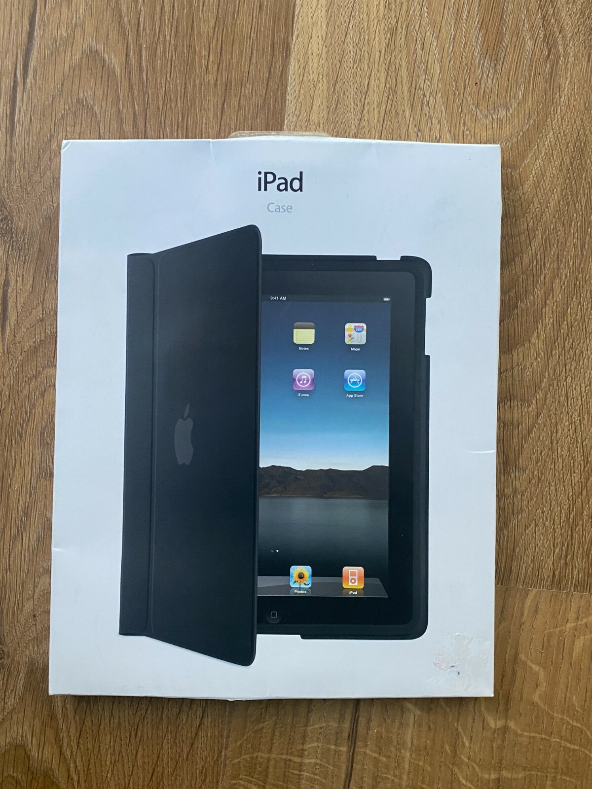 Apple OEM Authentic First Generation iPad Case MC361ZM/B Apple OEM Authentic First Generation iPad Case MC361ZM/B