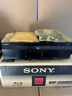 Sony BDP-S5000ES Blu-Ray DVD Player, Micro Vault Tiny Card & OEM Remote & Extras