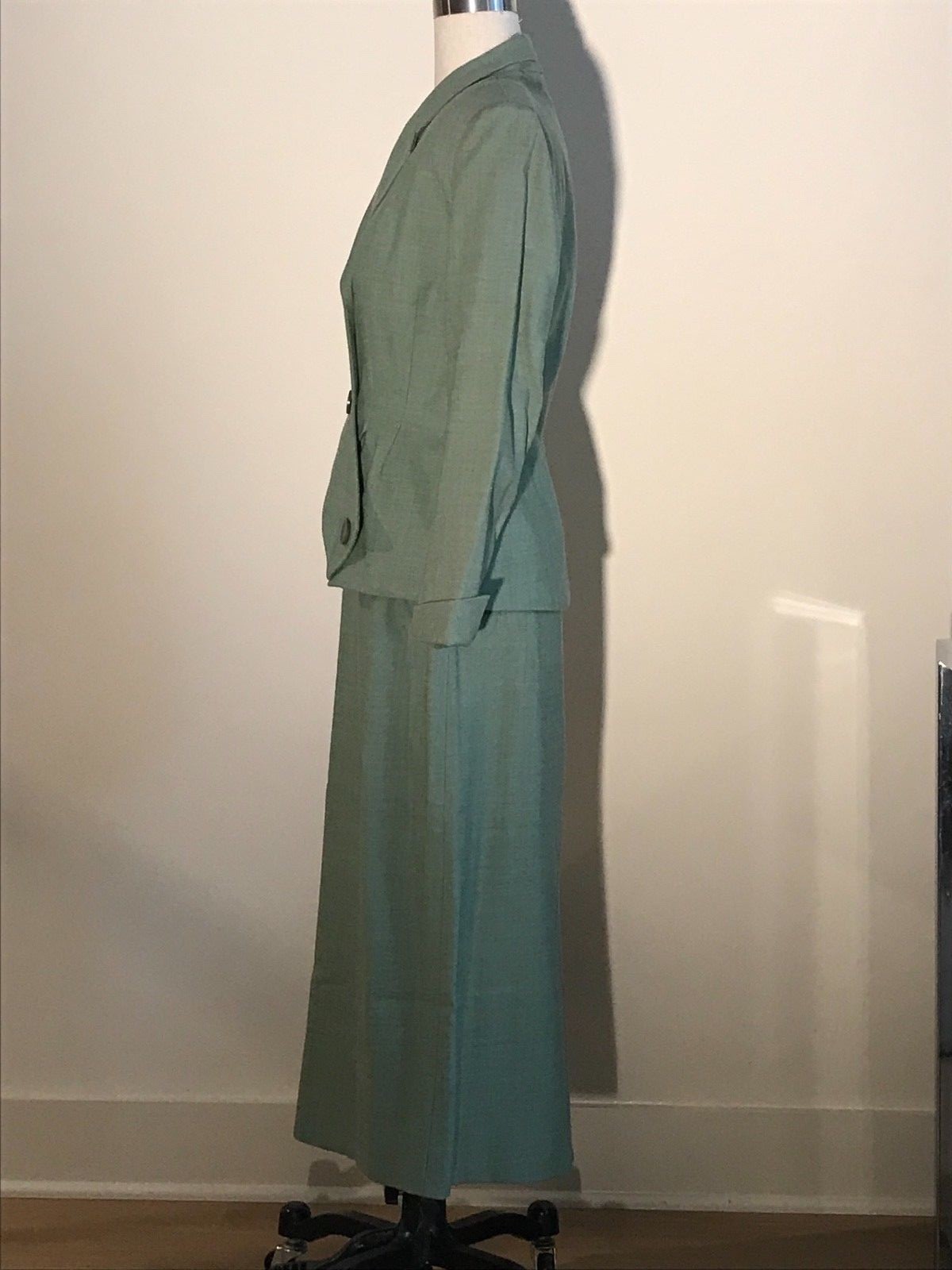 Schiaparelli VTG 1950s Green Jacket and Skirt Suit Set with Crossover Detail S