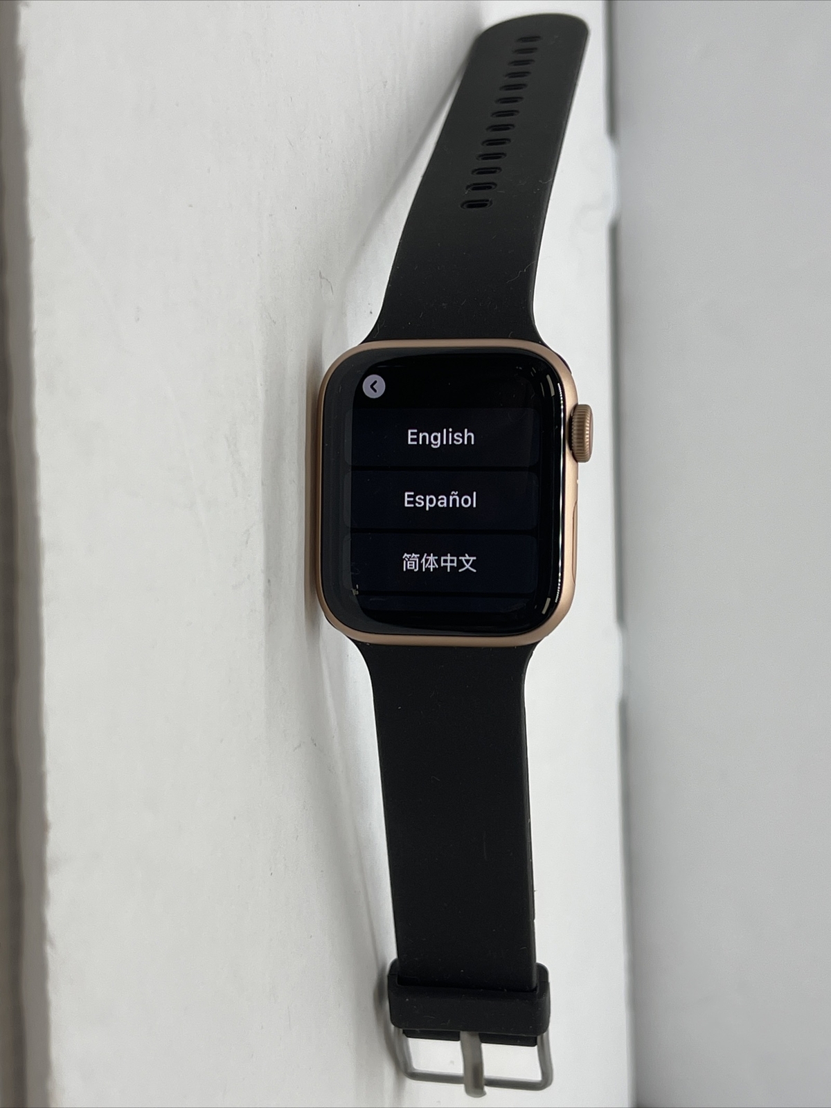 Умные часы Apple Watch Series SE - Rose Gold 40MM Aluminum WiFi Only A2353:  купить с доставкой из США, цена 25 308 руб - (294391062003)