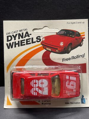 Dyna-Wheels Ford Escort 1.6i Red Free Rolling Die-Cast Metal 1:60 Zee Toys