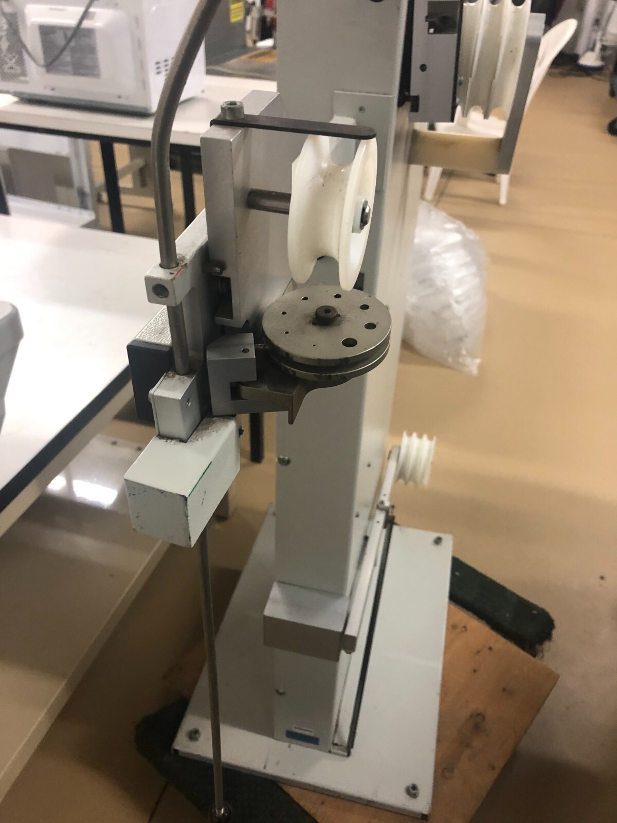 Komax 106-6 Prefeed for Schleuniger or Komax automated Cut