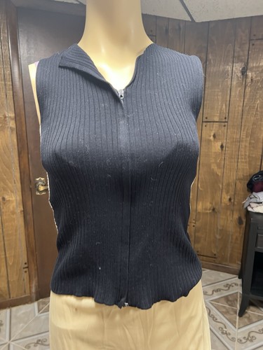 Auth.Georgio Armani Cotton Black Sleeveless Top, Sz.40 Auth.Georgio Armani Cotton Black Sleeveless Top, Sz.40