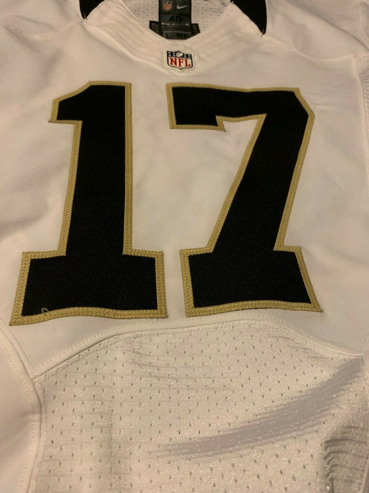 #17 New Orleans Saints Size 40 Game Worn / Issue Jersey - Meachem's #17