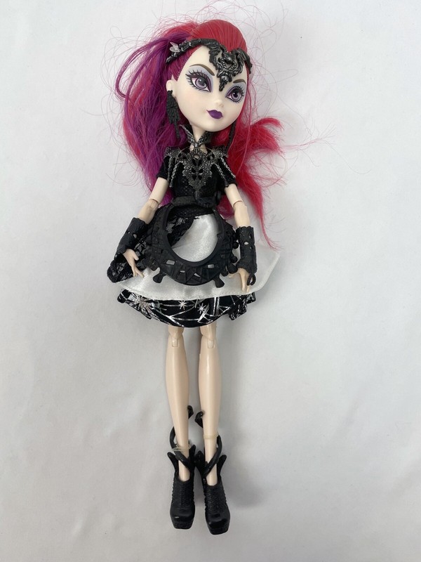 Ever After High Mira Shards Dragon Games Teenage Evil Queen Doll
