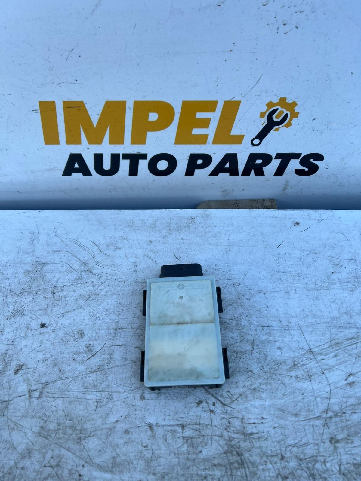 BMW X3 E83 06/2004-02/2011 CLOSE RANGE RADAR SENSOR 2006 BMW X3