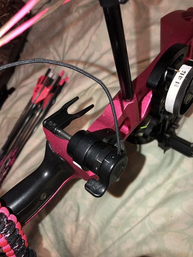 2012 Bowtech Heartbreaker Pink Metallic Dip