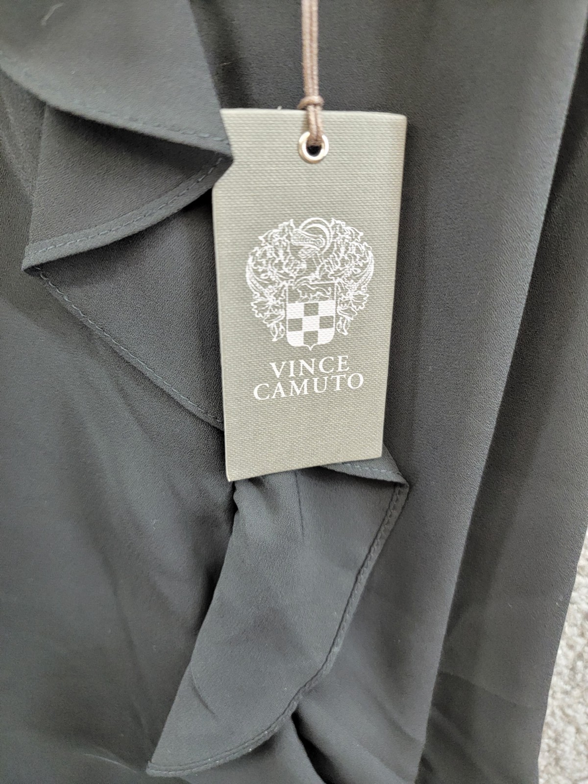 Vince Camuto Ruffle Blouse Women's XS Rich Black V-Neck Sleeveless Pullover - Picture 14 of 15