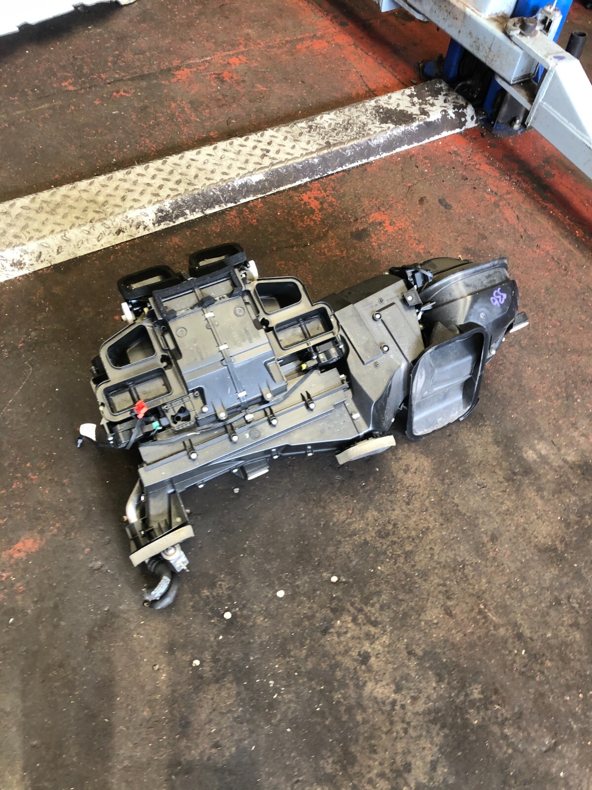 MERCEDES R230 HEATER MATRIX SL HEATER BOX HEATER HOUSING A2308300962 A2308300362