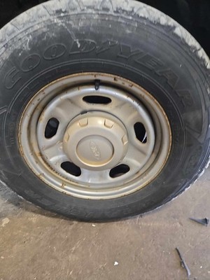 Used Right Front Wheel fits: FORD F350 SD PICKUP 10-25