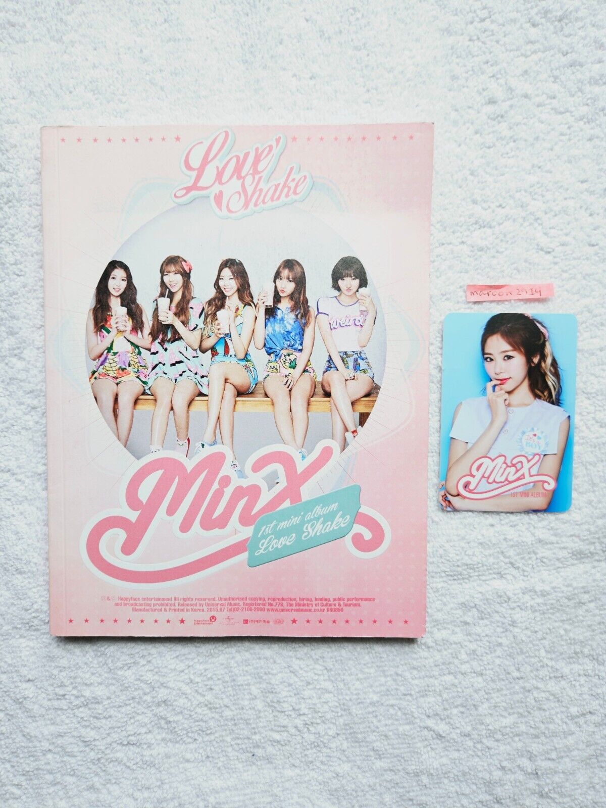DREAMCATCHER MINX Love Shake Promo Album + Jiu Photocard DREAMCATCHER MINX Love Shake Promo Album + Jiu Photocard