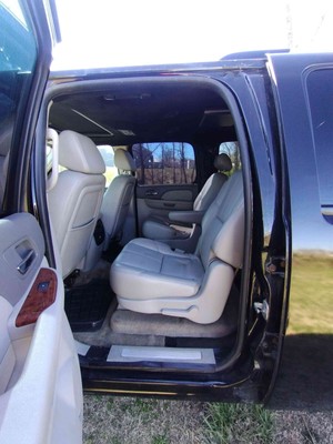 image 3 of interior