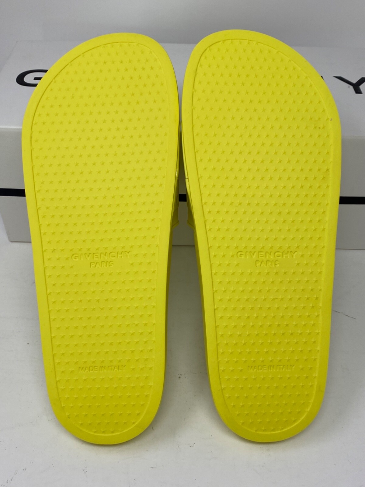 Pre-owned Givenchy $450 Men's  4g Logo Pool Slides Flat Sandals Slippers Yellow 9/42