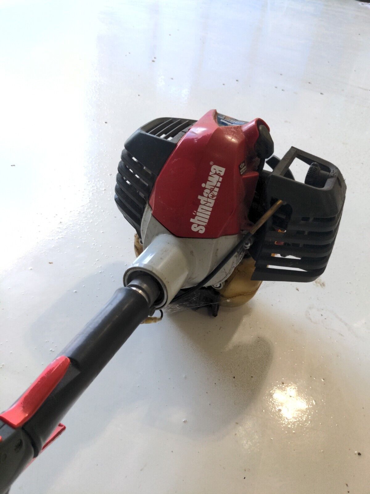 ECHO Shindaiwa LE262 Commercial Edger 8'' 2 Stroke Handheld ECHO Shindaiwa LE262 Commercial Edger 8'' 2 Stroke Handheld