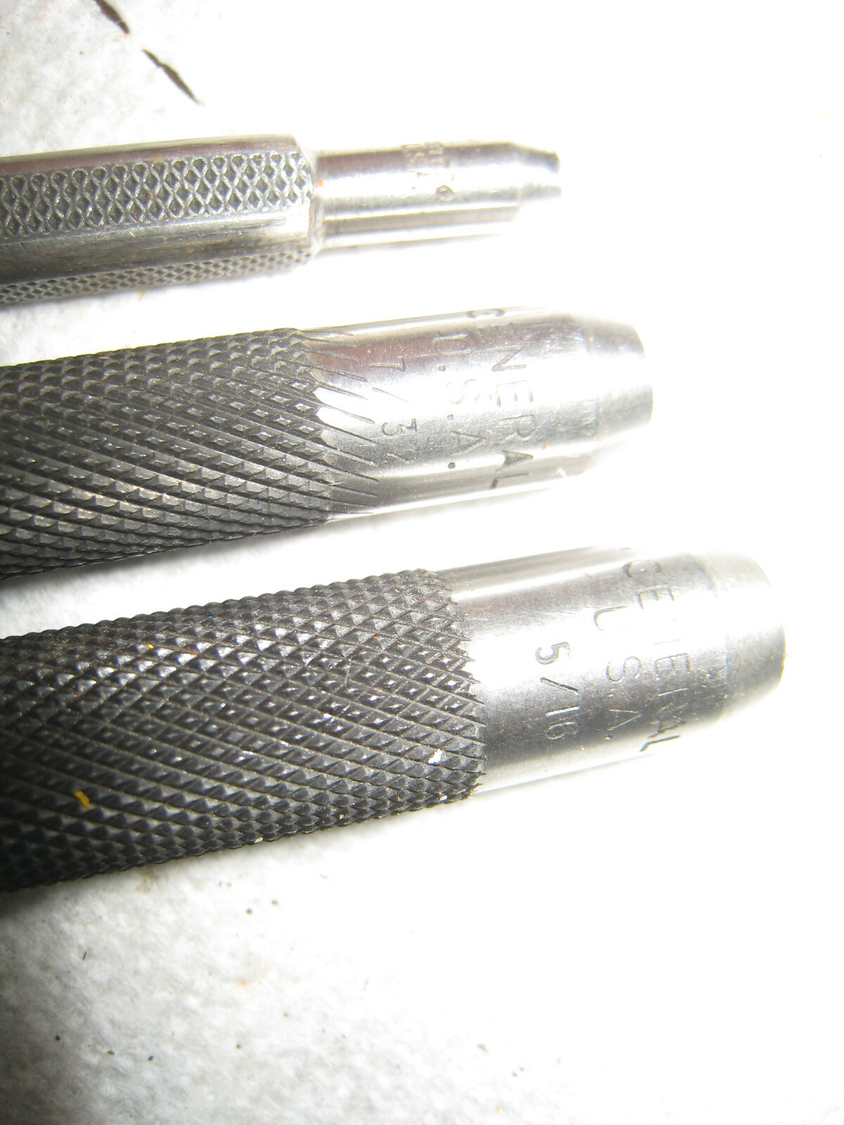 PIN PUNCHES COLD CHISELS STAR CHISELS MUFFLER CHISEL MISC. ASSORT.  17 TOTAL