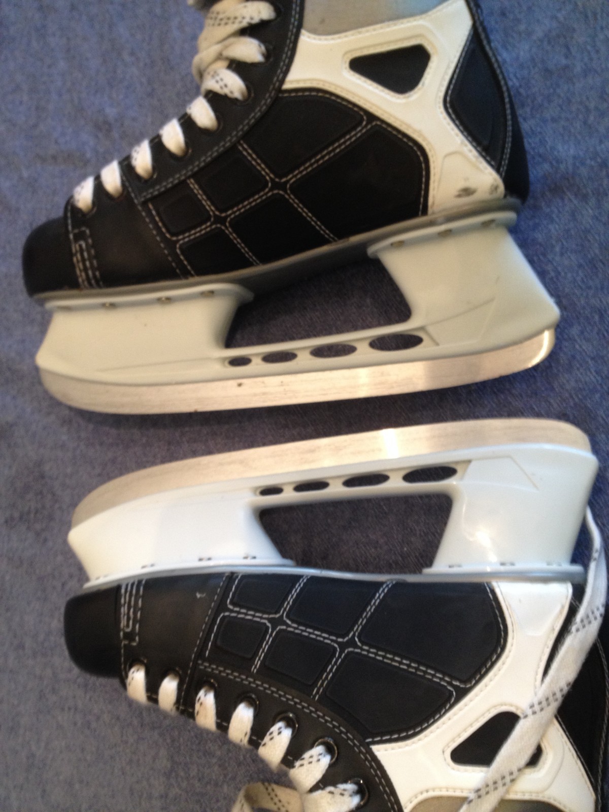 NHL CCM Performance Skates -Size 8 youth - Nice Condition