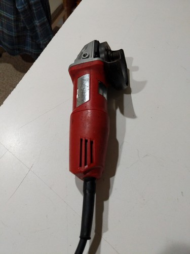 Milwaukee 6130-33 120V AC 7 Amp 4-1/2