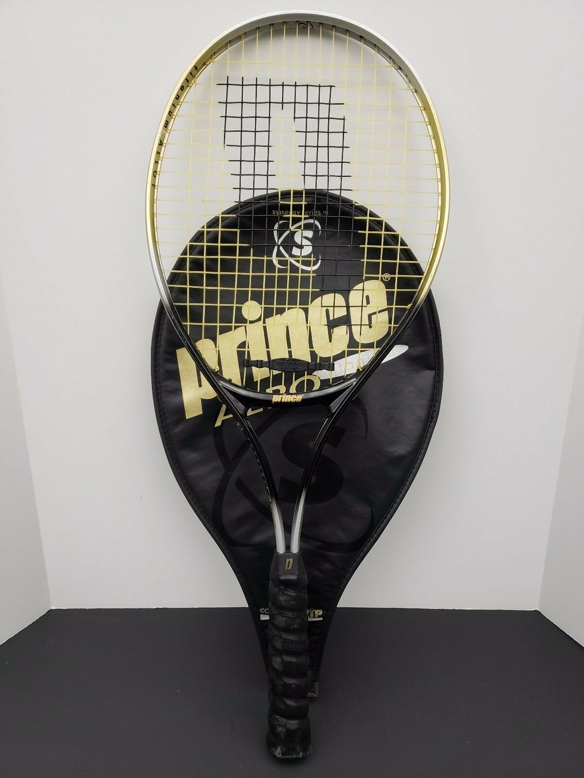 ラケット(硬式用) Prince titanium spectron Ti 2 PRINCE TITANIUM INTEGRA 2 TENNIS RACKET Featherweight w