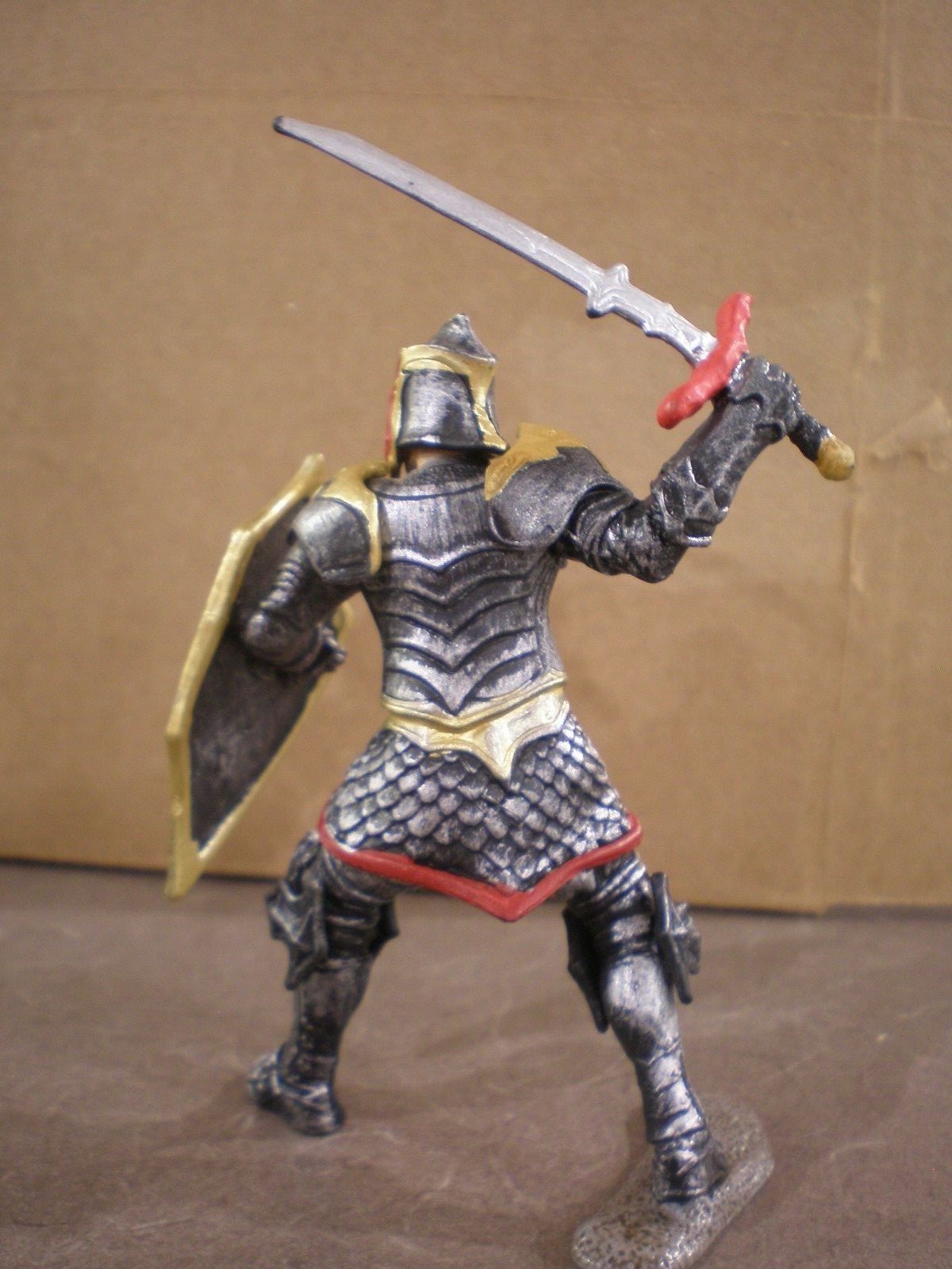Schleich DRAGON KNIGHT with Sword & Shield 70103 ~ World of History Knights