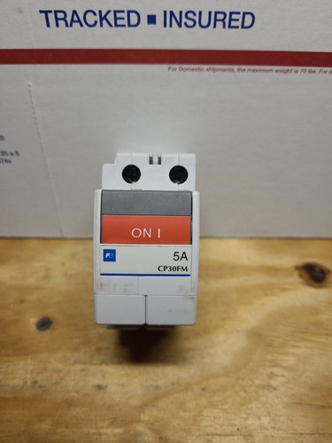 その他 CP30FM-2P005 富士電機 CP30FM-2P005 サーキットプロテクタ 中速形 2極 5A
