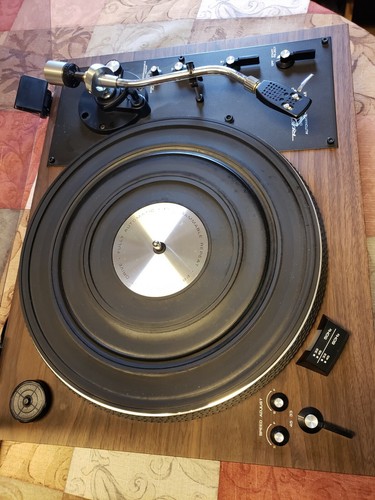 Realistic LAB-420 Turntable Direct Drive Automatic Classic Record Player