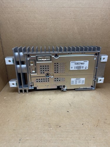 キャデラック エスカレード　Bose アンプ　 No 25939529 04-09 Cadillac XLR Bose Radio Amplifier OEM – J & J Auto