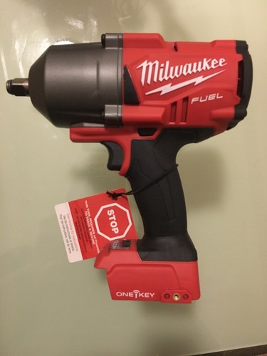 Milwaukee FUEL ONE-KEY 18V Li-Ion Brushless Cordless 1/2 in. Impact Wrench M18