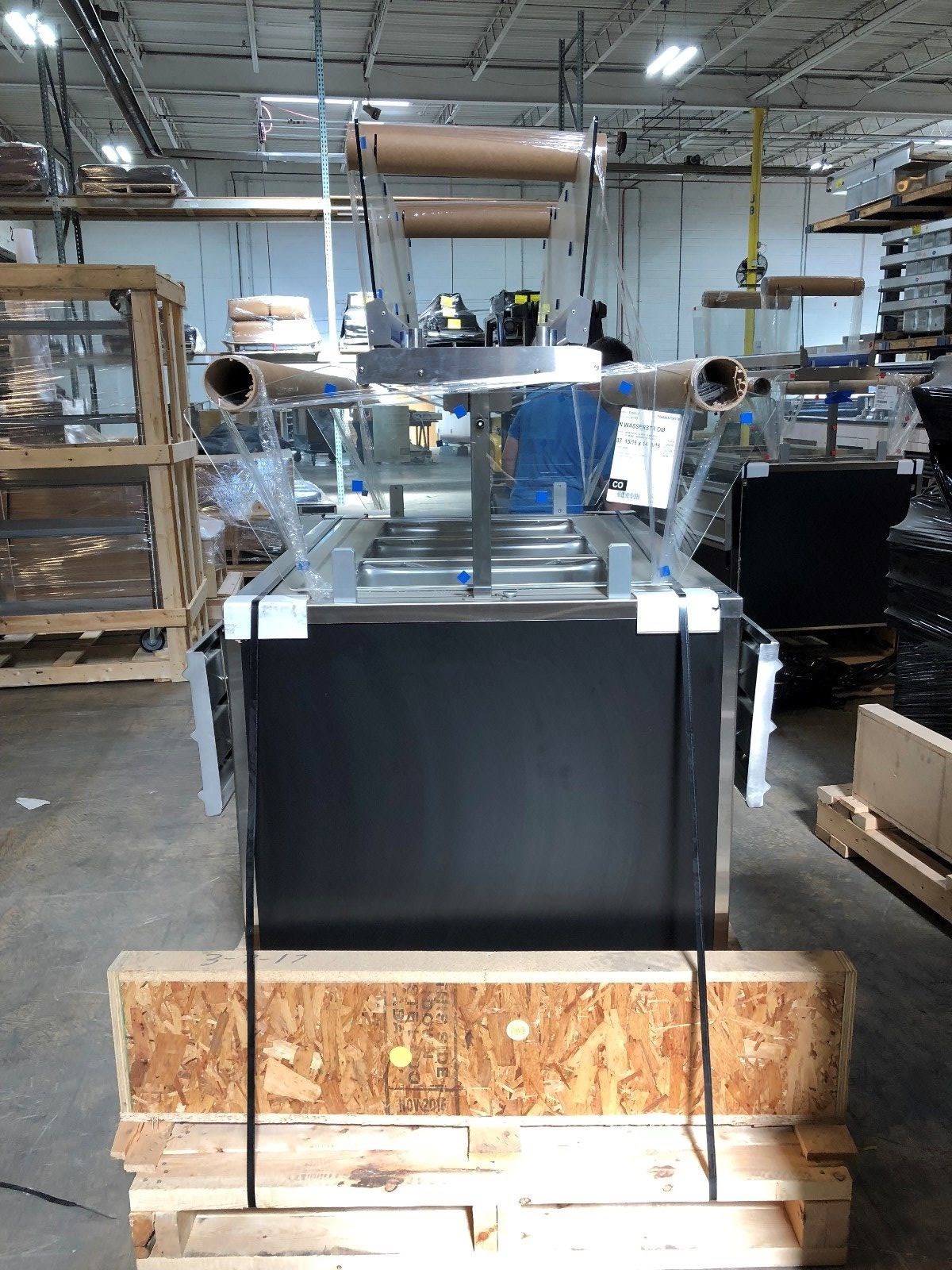 AA01110216 3-WELL MOBILE HOT BAR