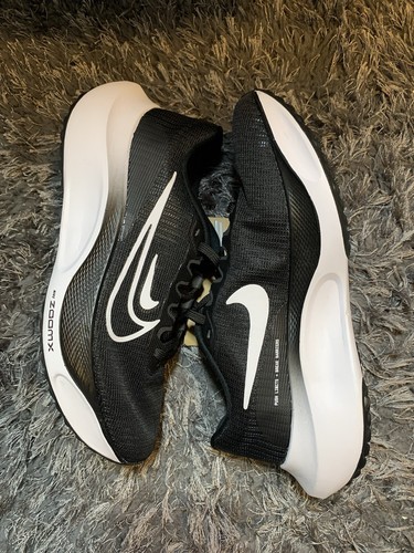 靴 24cm NIKE WMNS ZOOM FLY 5 DM8974-001(N Nike Women's Zoom Fly 5 Running Shoes 'Black' (DM8974-001
