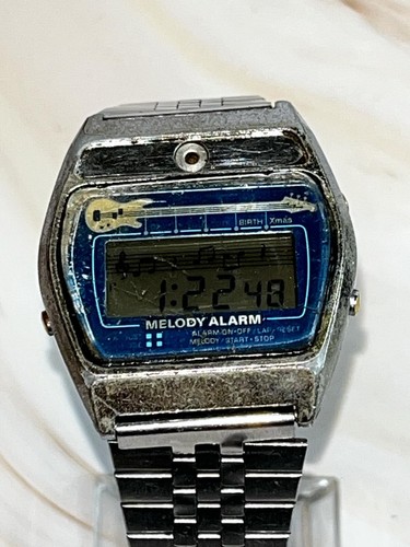 CASIO MELODY ALARM デジタル  H104 RARE Vintage 1980 Casio H104 Digital Melody Alarm Watch