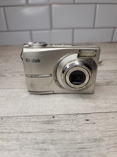 Kodak EasyShare C713 単3電池式 Amazon.com : Kodak Easyshare C713 7 MP Digital Camera with