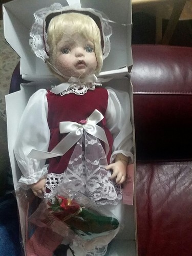 Vintage Treasury Collection Paradise Galleries --- Baby's Christmas Treasure 18