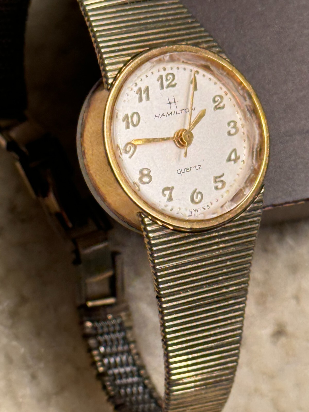 Vintage Ladies Hamilton Swiss Watch 10KRGP Bezel Stamped #865079 Gold Plate Band