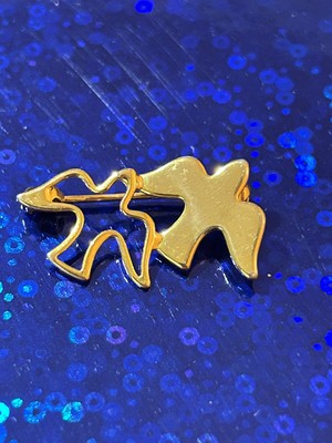 Small Vintage Gold Tone Birds Doves Brooch Pin Peace Dove Christmas Holiday