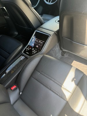 image 14 of interior