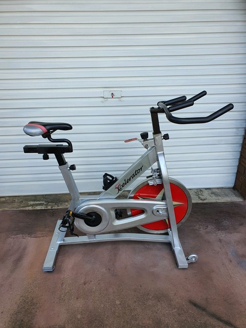HARDLY USED ORBIT XCELERATOR SPIN BIKE 