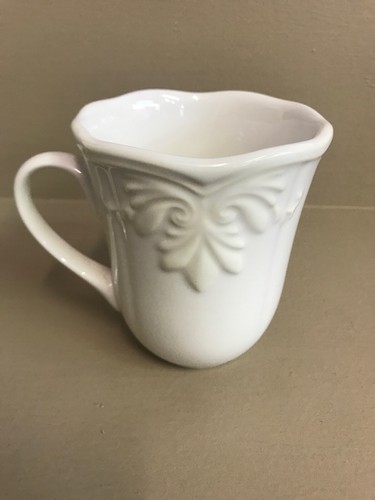 NEW LENOX BUTLERS PANTRY 4 PIECE SET